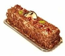 Geleneksel Tariflerle 4-6 Kişilik Çikolatalı Muzlu Baton Yaş Pasta